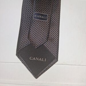 Elegant Black Patterned Tie